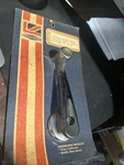 Nos British Leyland Kingsborne Interior Window Winder Handle 34G2528 Sc 48 New. Fixed Price $9.99.