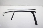 17-20 Alfa Romeo Giulia Ti Rr Rh Upper Door Window Weatherstrip W/ Belt Molding. Fixed Price $123.75.