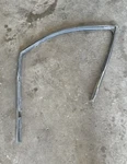 04-07 Nissan Titan Se Xe Crew Cab Front Left Window Channel Run 80331-ZH00A. Fixed Price $89.96.